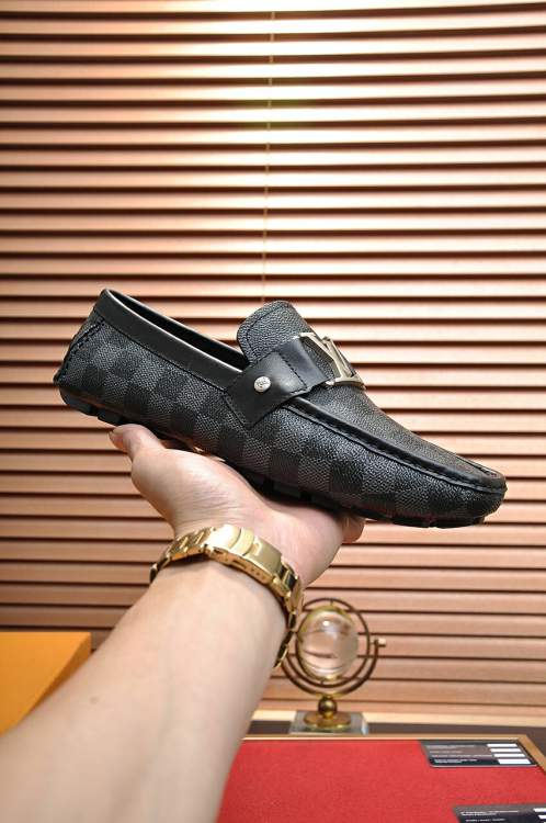 Picture of Louis Vuitton Shoes _SKULVsz38-44hnh120911799